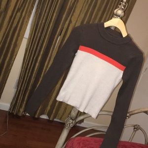 Downtown manhattan girl vibes top